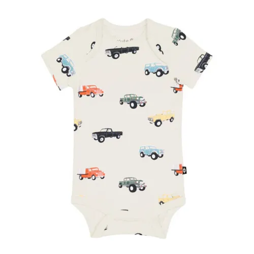 Kyte Baby Bodysuit in Vintage Truck 3-6 Months